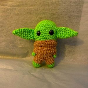 Grogu/Baby Yoda Amigurumi Crocheted Toy/Plushie